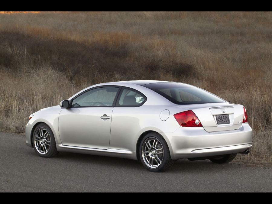  Scion tC 2005 года  (фото 82 из 130)